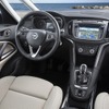 オペル ザフィーラ 改良新型