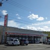 日本最北端のコンビニ「セイコーマート・とみいそ店」。宗谷岬へ向かう国道沿いにある