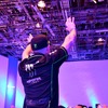 ファンとの交流のひとときを満喫したポル・エスパルガロ選手。