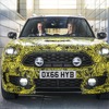 MINIクロスオーバー次期型の開発プロトタイプ車両