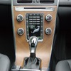 ボルボ XC60 T5 AWDクラシック（ディーラーオプション「フロントバンパーバー」「リアスキッドプレート」「リアエンターテイメントシステム」装着車）