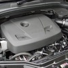 ボルボ XC60 T5 AWDクラシック（ディーラーオプション「フロントバンパーバー」「リアスキッドプレート」「リアエンターテイメントシステム」装着車）