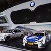 BMWは展示車両のボディカラーをホワイトで統一。色があったのはこのDTMマシンと『M3』のみ