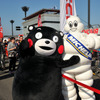 サーキットを駆け回る「くまモン」