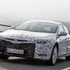 オペル インシグニア次期型の開発プロトタイプ車