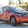 急速充電のコンボを利用して充電するBMW i3