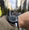 一見してライフログバンドとは見えないのがvivomoveの特徴。カラーはミリタリー
