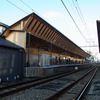 木材を積極的に使い改装した戸越銀座駅