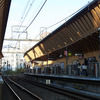 木材を積極的に使い改装した戸越銀座駅
