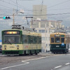 平和大通りを行く広電の電車