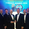 Tyre Safety Association Award授賞を喜ぶYHPTメンバーたち