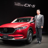 マツダ小飼社長とCX-5新型　《撮影　雪岡直樹》