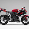 ホンダ CBR600RR をフルモデルチェンジ