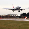 ロンドン・シティ空港から飛び立つBAシティフライヤー機