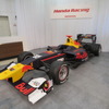 ホンダの今季モータースポーツ活動発表会にレッドブルカラーのSF14が登場。