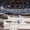 サンダーランド工場に導入された大型プレス機（2月）