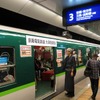 京阪電鉄は今年も中之島駅で「ホーム酒場」を開催する。写真は2016年6月開催時の様子。