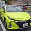 トヨタ プリウスPHV 新型で650kmを走行し、エネルギー効率を検証。写真は神奈川・相模原の三菱自動車ディーラーにて最後の急速充電をおこなっているところ。