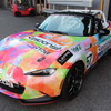 【MX-5カップジャパン 第3戦】レスポンス号、ド派手に大変身！ラッピング施工現場に密着…YMG1