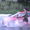 40km/hで走行時の「水はね」