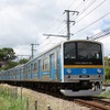 ラッピング列車は6000系を使用している。