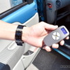 車両に取り付けられたリモコンでシートを操作できる
