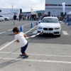 1分間に自力でどれだけ動かせるかを競う「BMWパワーチャレンジ」