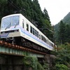 6社の鉄道路線は山岳区間を通り抜ける。写真は叡山電鉄。