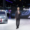 電動化の新戦略を発表するVWグループのマティアス・ミューラーCEO