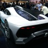 「Mercedes-AMG Project ONE」のリアビューはレーシングマシンのよう