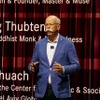メルセデスベンツのディーター・ツェッチェ最高経営責任者（CEO）立派なひげがトレードマーク。