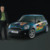 アーティスト、グラハム・ナッテルが MINI の精神を表現