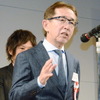 講評する中村史郎氏