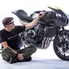 ホンダ CB4インターセプターとデザイナーのヴァレリオ・アイエッロ