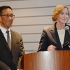 パン社長（向かって左）とホルトCEO