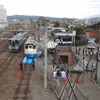 当日のイベントの様子。鉄道歴史パークの脇の線路に「実物大プラレール」を設置した。