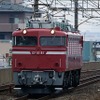 予備の予備として電気機関車も用意。常磐線には交直流の切替で電流の流されていない区間（デッドセクション）が取手～藤代駅間にあるため、藤代駅にはディーゼル機関車も用意してあったという。