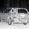 メルセデスベンツの新型SUV「GLB」スクープ写真