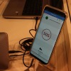 衝突を検知すると、スマホアプリを起動し、緊急通話を行う