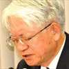 「本当に申し訳ない。慚愧の年に耐えない」とJIS取消について謝罪する川崎博也社長