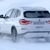 BMW X3のEVモデル「iX3」スクープ写真