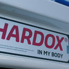 耐摩耗鋼板「HARDOX」の特性をもった製品の証である「HARDOX IN MY BODY」の認定を受けている
