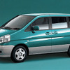 日産、マイチェンの新戦略---『ウイングロード』『セド／グロ』『セレナ』