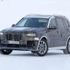 BMW X7 スクープ写真