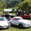 ポルシェ911（左）と356（右）