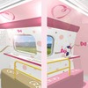 西日本の各地域を紹介する1号車「HELLO!PLAZA」の車内イメージ。「山陰デスティネーションキャンペーン」にちなんで、9月までは鳥取県と島根県を紹介。