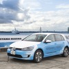 VWと葉山町のコラボレーションによるプロジェクト “e-HAYAMACATION” で提供される電気自動車 e-ゴルフ