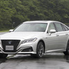 トヨタ・クラウン新型のプロトタイプ