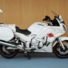 ヤマハの白バイ「FJR1300AP」