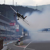 昨夏のSUPER GT富士戦での室屋選手のパフォーマンス。